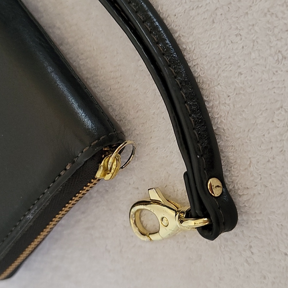Fossil long black zip around wallet - Picture 9 of 15